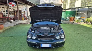 Foto 37 di 45: JAGUAR X-Type