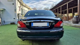 Foto 13 di 45: JAGUAR X-Type