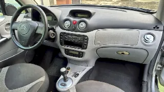 Foto 35 di 50: CITROEN C3