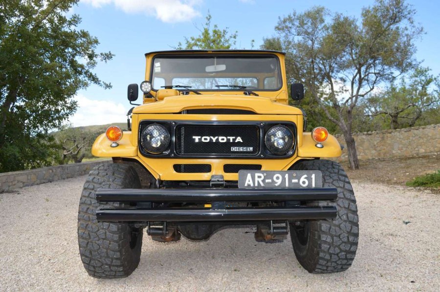 TOYOTA Land Cruiser BJ 45
