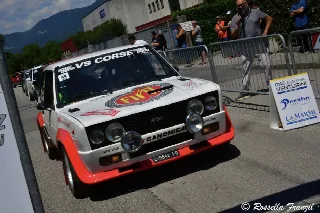 Foto 5 di 11: FIAT 131 