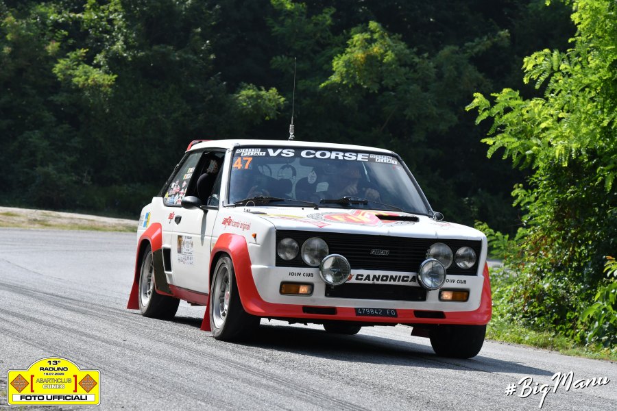 FIAT 131 