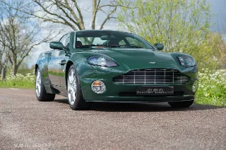 Foto 3 di 14: ASTON MARTIN Vanquish