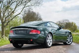 Foto 6 di 14: ASTON MARTIN Vanquish