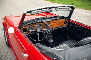 Foto 13 di 21: TRIUMPH TR4