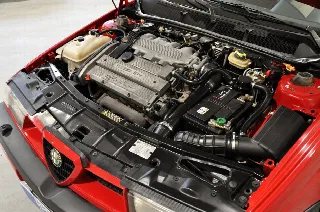 Foto 29 di 37: Alfa Romeo 155 2.0i turbo 16V cat Q4 ASI ORO CRS a libretto