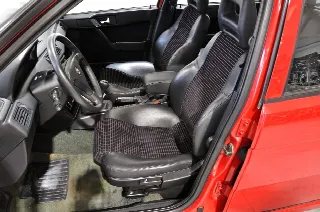 Foto 20 di 37: Alfa Romeo 155 2.0i turbo 16V cat Q4 ASI ORO CRS a libretto
