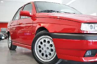 Foto 17 di 37: Alfa Romeo 155 2.0i turbo 16V cat Q4 ASI ORO CRS a libretto