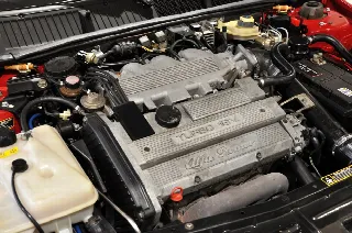 Foto 31 di 37: Alfa Romeo 155 2.0i turbo 16V cat Q4 ASI ORO CRS a libretto