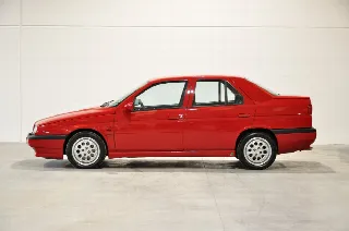 Foto 4 di 37: Alfa Romeo 155 2.0i turbo 16V cat Q4 ASI ORO CRS a libretto