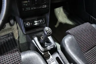 Foto 37 di 37: Alfa Romeo 155 2.0i turbo 16V cat Q4 ASI ORO CRS a libretto
