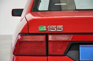 Foto 13 di 37: Alfa Romeo 155 2.0i turbo 16V cat Q4 ASI ORO CRS a libretto