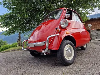Foto 4 di 5: BMW Isetta
