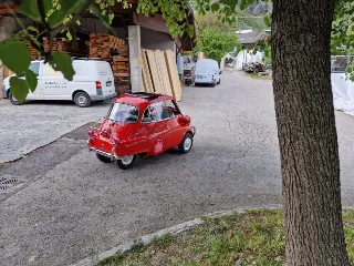 Foto 1 di 5: BMW Isetta