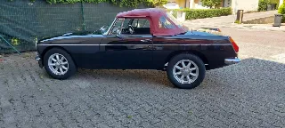 Foto 7 di 7: MG B