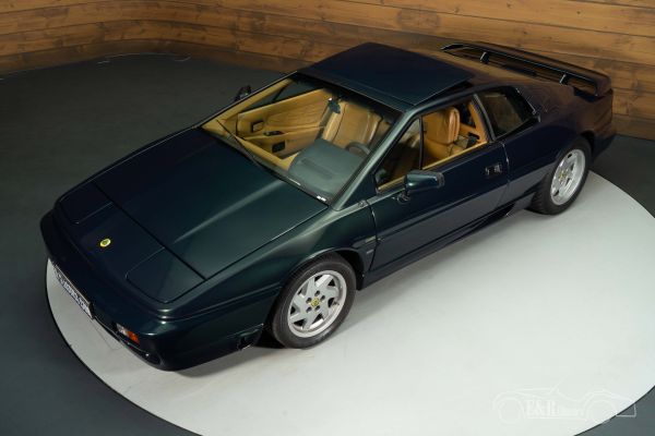 LOTUS Esprit