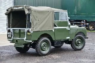 Foto 2 di 10: LAND ROVER Series One 80  