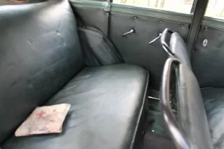 Foto 5 di 9: Moskvisch 401  