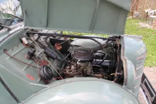 Foto 6 di 9: Moskvisch 401  