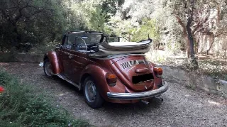 Foto 3 di 3: Volkswagen Maggiolino Karmann Ghia 