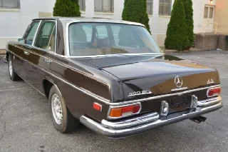 Foto 2 di 6: MERCEDES-BENZ 300  