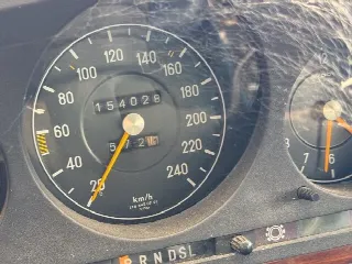 Foto 5 di 13: MERCEDES-BENZ SE 450 SE