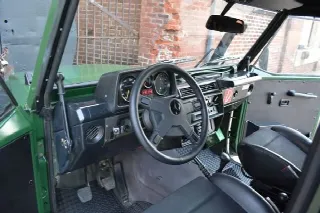 Foto 4 di 6: MERCEDES-BENZ 250GD 
