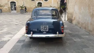 Foto 5 di 6: MERCEDES-BENZ 190 Ponton 