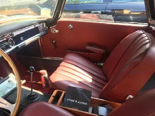 Foto 2 di 4: MERCEDES-BENZ SL 230 