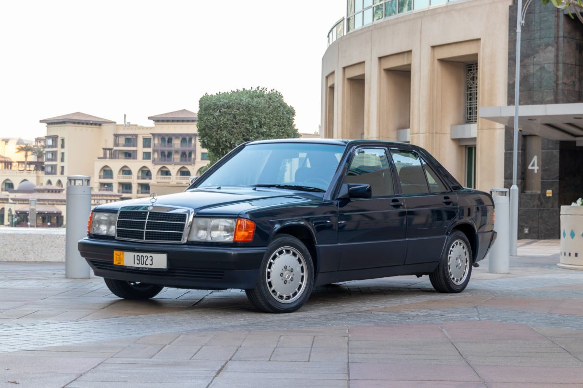 MERCEDES-BENZ 190 E (1983-1993)  