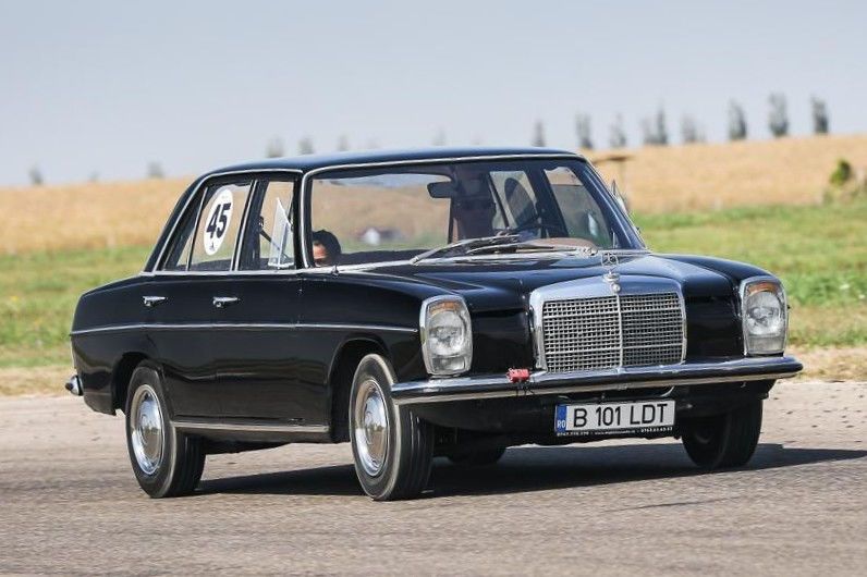 MERCEDES-BENZ 200 (1932-1937)