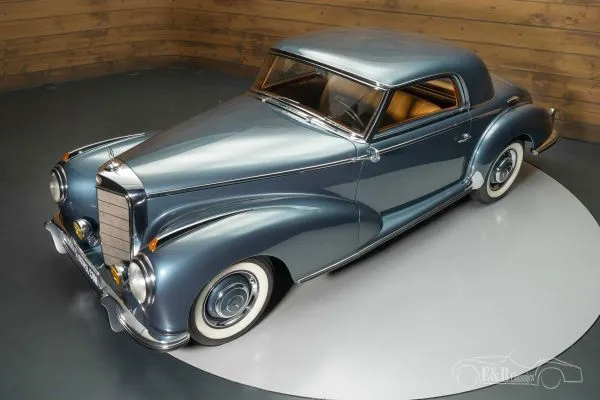 MERCEDES-BENZ 300 SLS