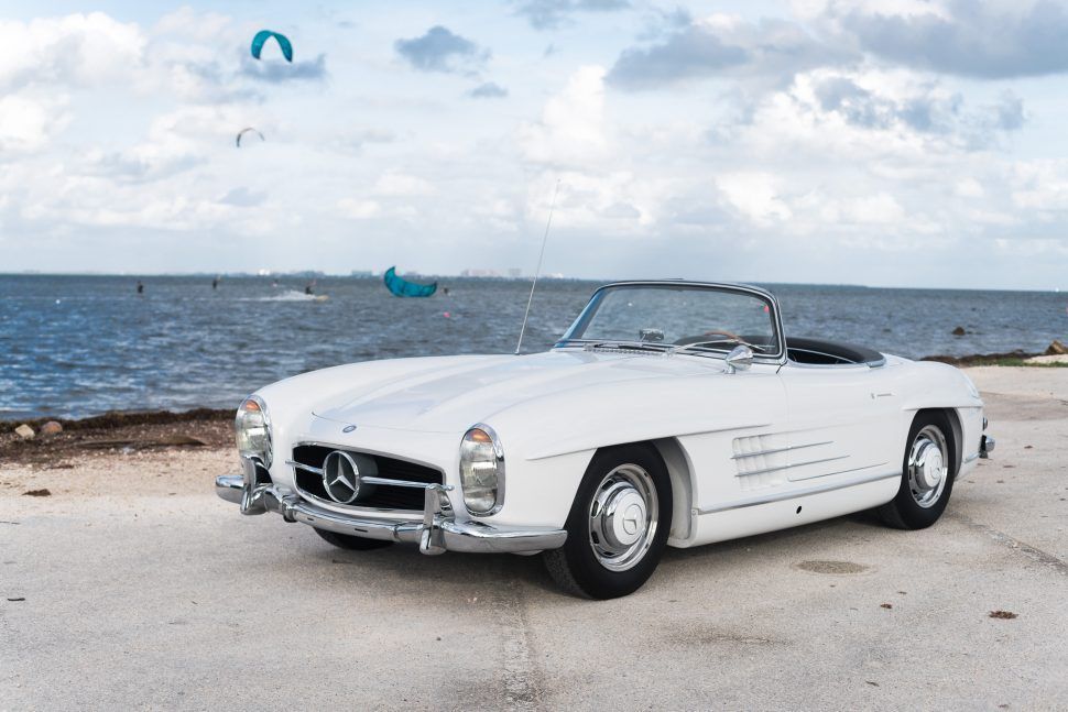 MERCEDES BENZ 300 SL  ROADSTER 1959: VIAGGIARE CON IL VENTO NEI CAPELLI