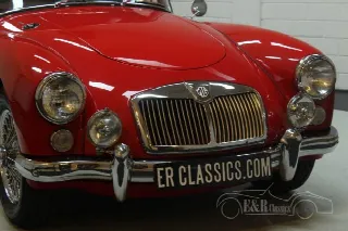 Foto 7 di 10: MG A Coupe 1961 