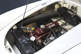 Foto 5 di 8: MG A Cabriolet 1961 Disc brakes front 