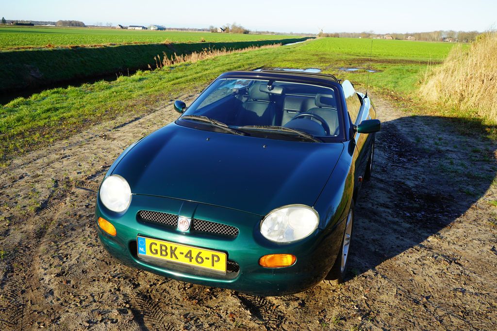MG F