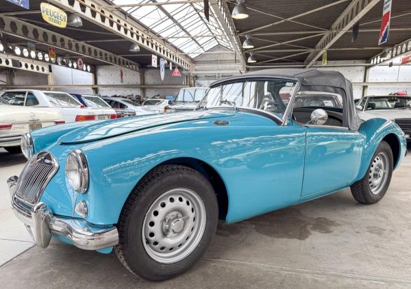 MG A Twin Cam 