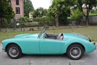 Foto 2 di 9: MG A I serie 