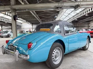 Foto 3 di 23: MG A Twin Cam 