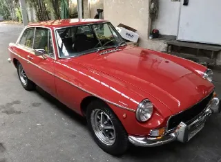 Foto 10 di 12: MG B GT   