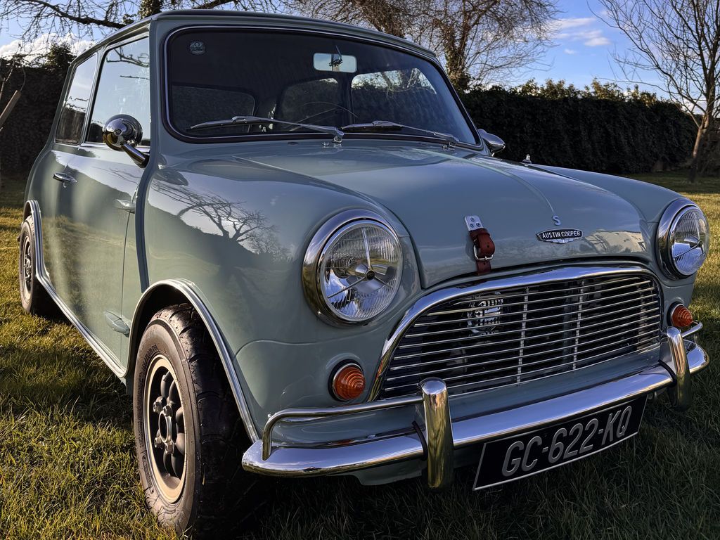 MINI (2001-)