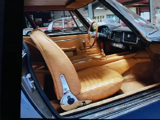 Foto 3 di 8: MASERATI Mistral(1963-1970) 4000 