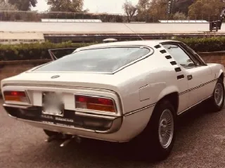 Foto 2 di 12: ALFA ROMEO Montreal  