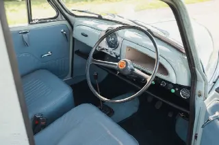 Foto 9 di 9: MORRIS Minor Completely nut and bolt restored, fully documented by the well known magazine Practical Classics 