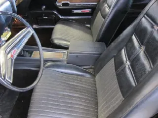 Foto 4 di 6: FORD Mustang  