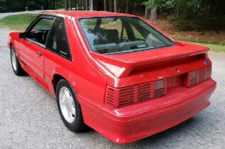 Foto 5 di 6: FORD Mustang  