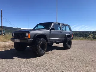 Foto 1 di 4: JEEP Cherokee 4.0 Limited    