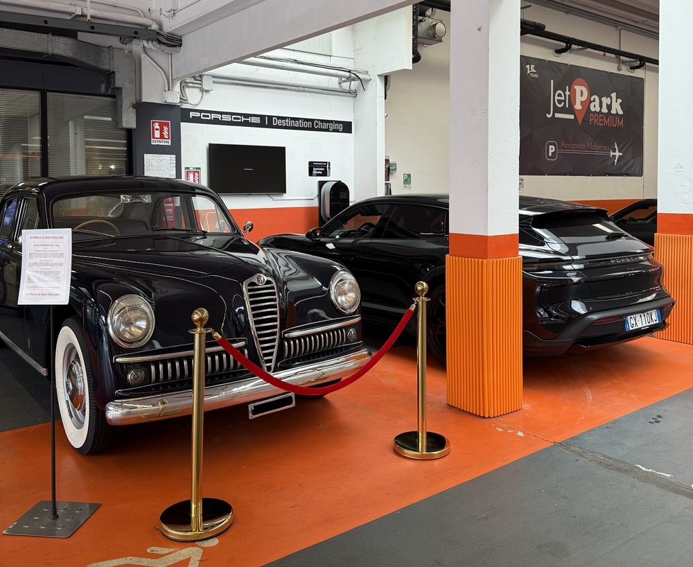 OldCar24 apre una partnership con JETPark Malpensa, pensata per tutti i collezionisti di auto d'epoca e supercar