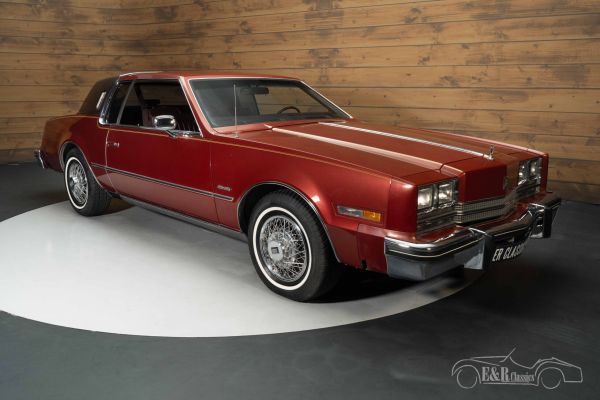 OLDSMOBILE Toronado