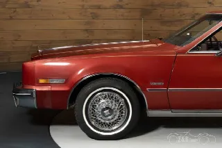 Foto 9 di 10: OLDSMOBILE Toronado